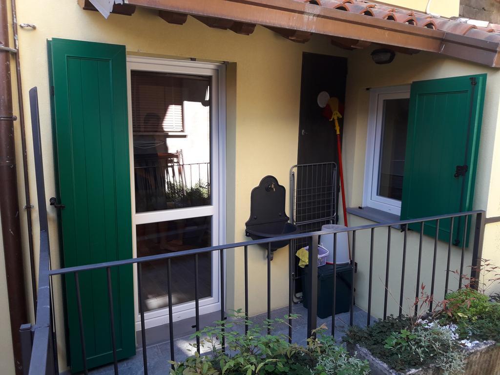 Residenza Borgo Antico Apartment Monte Isola Luaran gambar